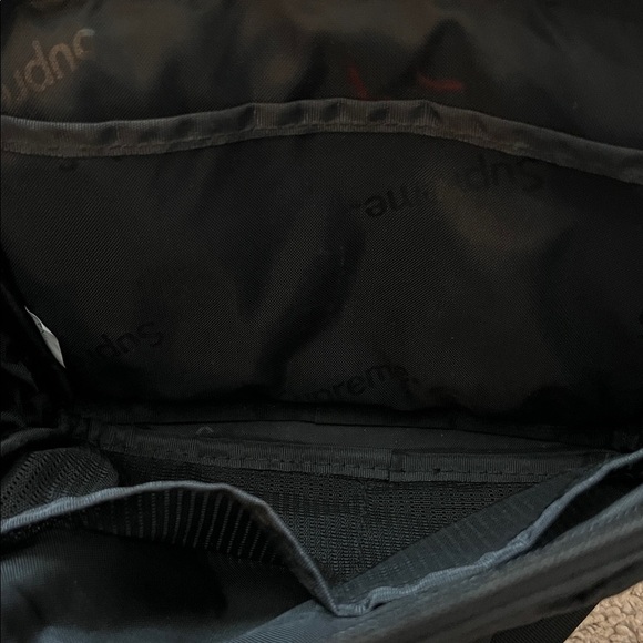 Supreme Shoulder Bag from the Fall/Winter 2018 Collection - Picture 7 of 13
